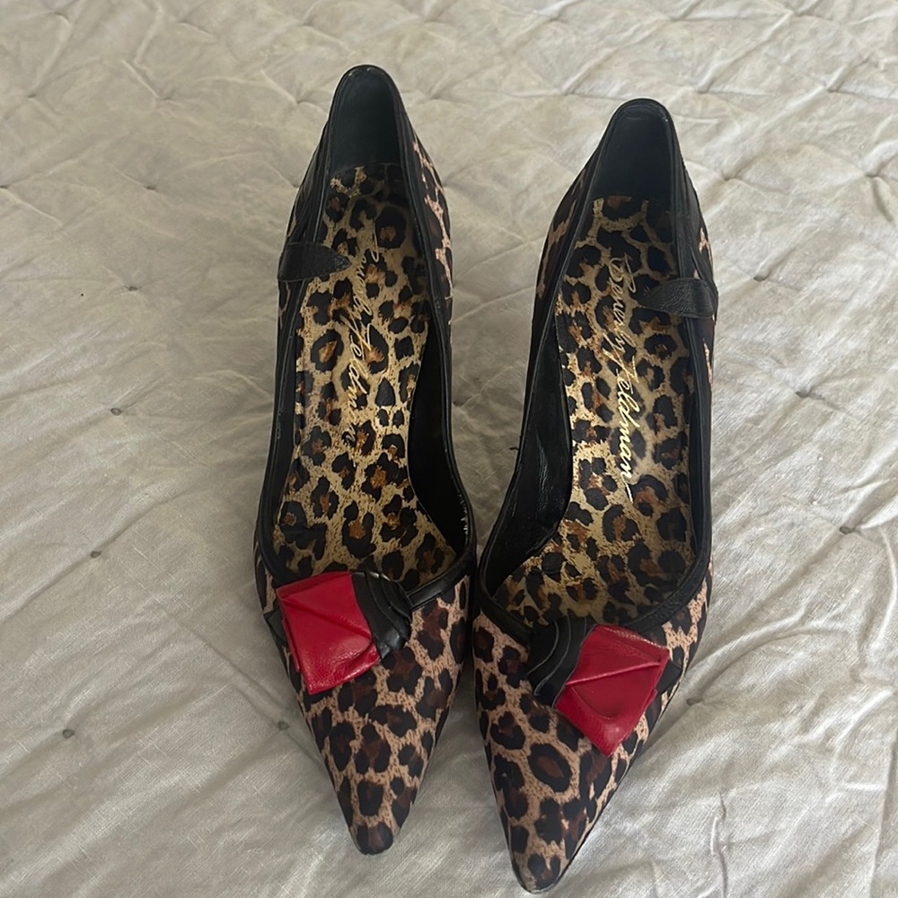 Beverly Feldman Pumps 7 1/2